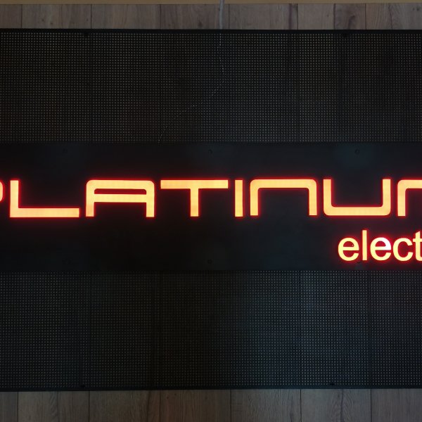 Световые рекламные вывески Platinum electric - ptc00036